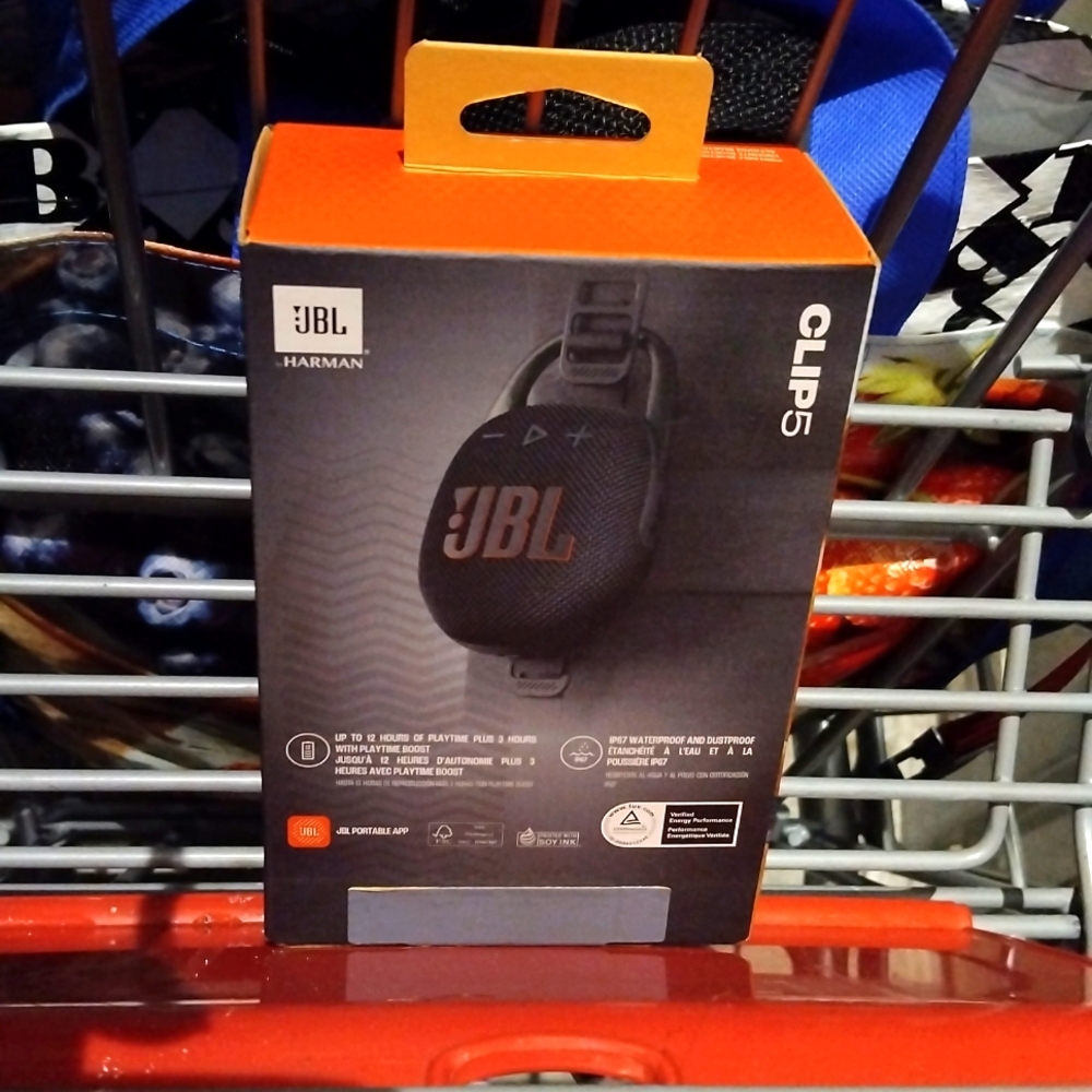 JBL CLIP 5 Bluetooth speaker